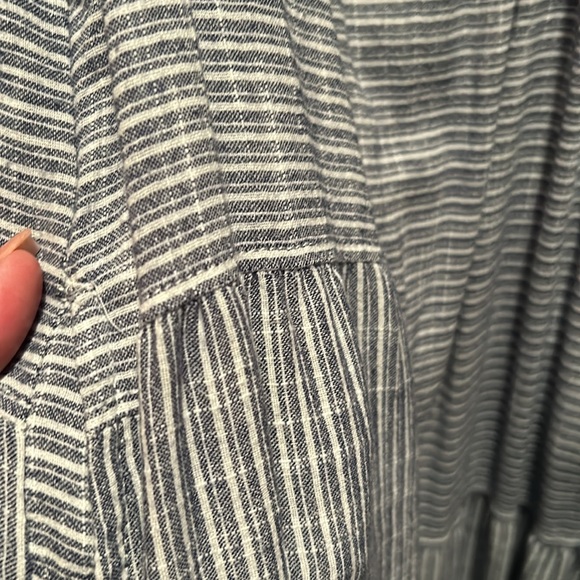 Adorable Pinstripes J. Crew dress w/pockets! - Picture 4 of 4